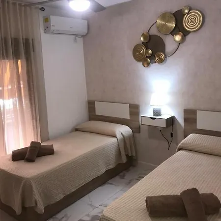 Apartamento Zura Centro Apartment *